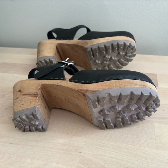 MIA "Sofia" Clog Platform Sandal Black Leather with Wood Heel - Picture 12 of 14